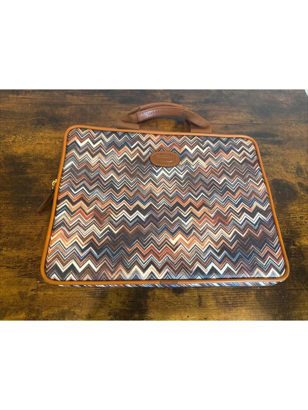 Missoni x Bric’s Chevron Handled Padded Laptop / iPod Case – Embossed Logo – NEW